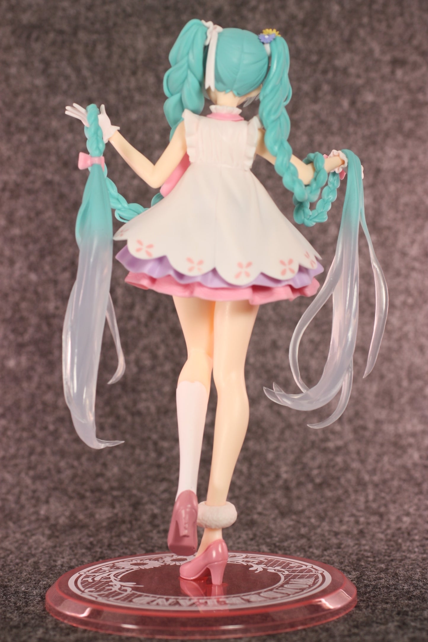 FIGURE - HATSUNE MIKU VOCALOID TRANÇAS