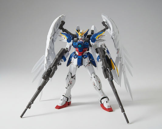 MODEL KIT - Wing Gundam Zero Custom - Gundam - MG 1/100 - Bandai